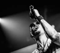 world news. Una lettera aperta dei Linkin Park al loro leader Chester Bennington